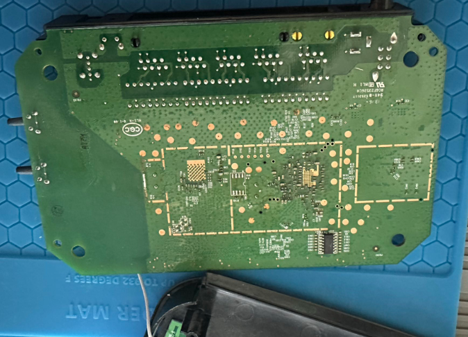Netgear N600 enclosure and board
